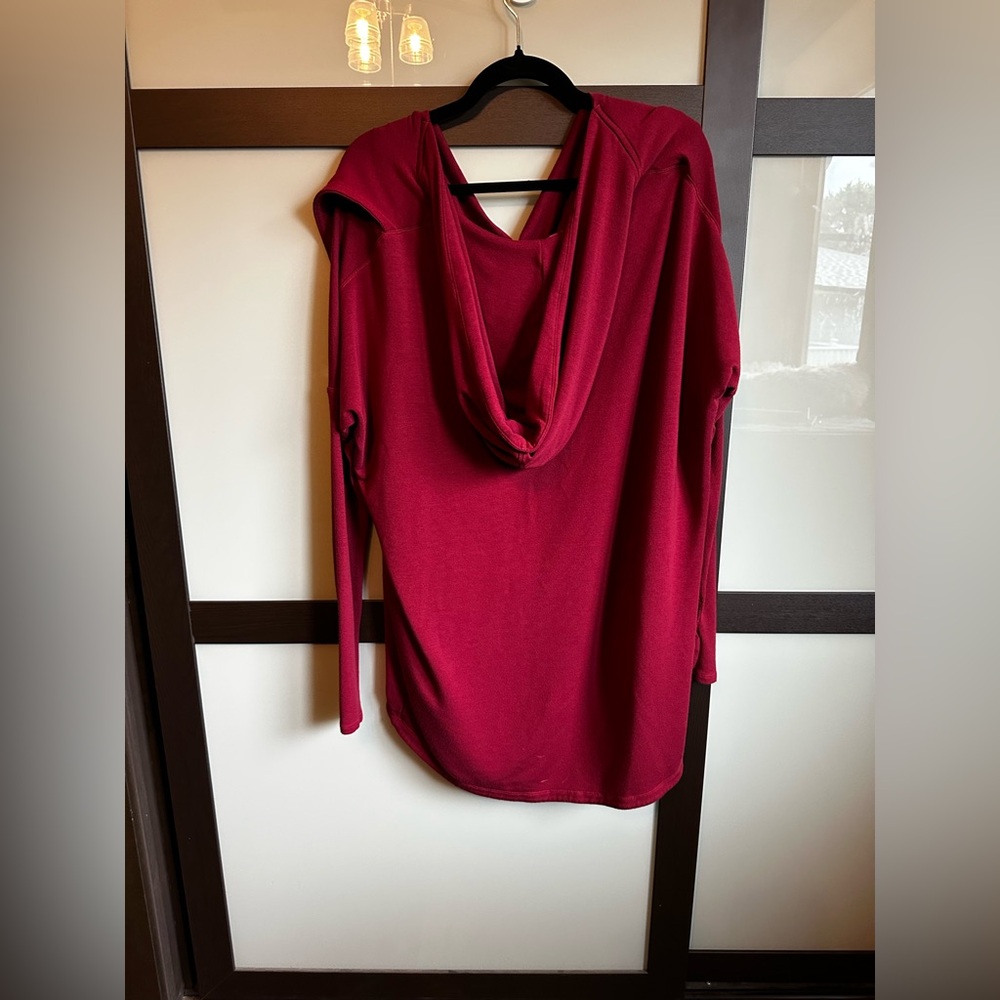Athleta Purana wrap hooded sweatshirt, deep red size M. - Picture 2 of 4